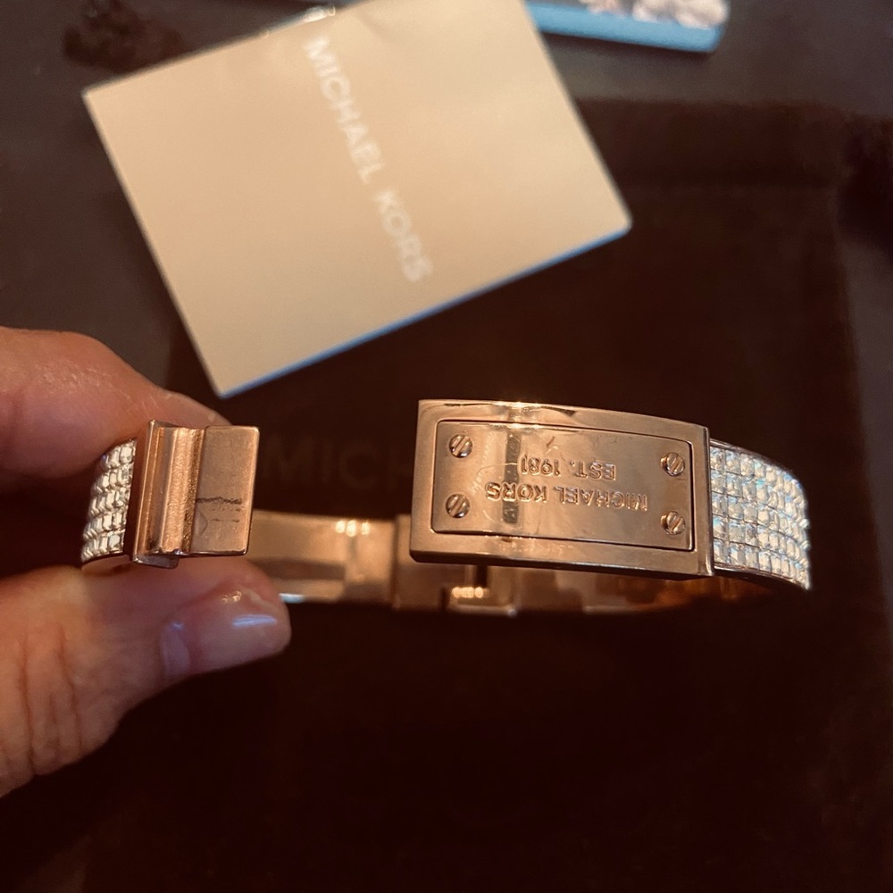 MICHAEL KORS bracelet EUC ROSE GOLD - Picture 5 of 5